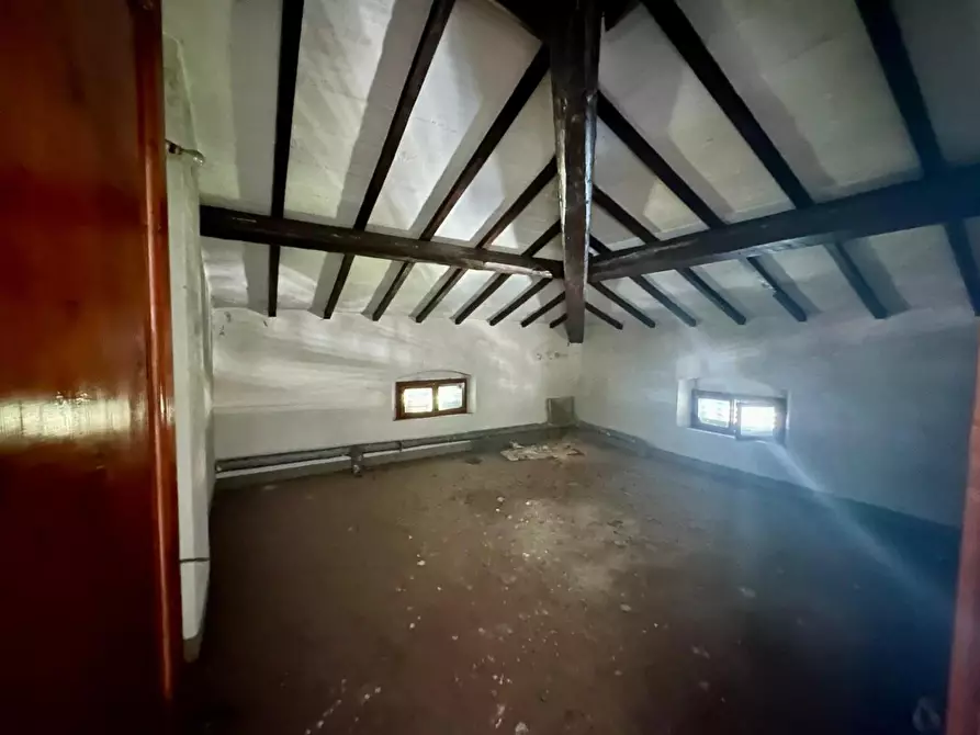 Immagine 8 di Villa in vendita  a Altopascio