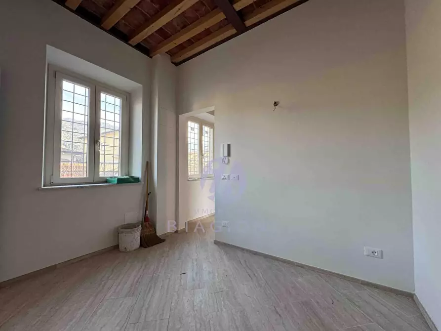 Immagine 4 di Villetta a schiera in vendita  a Pietrasanta