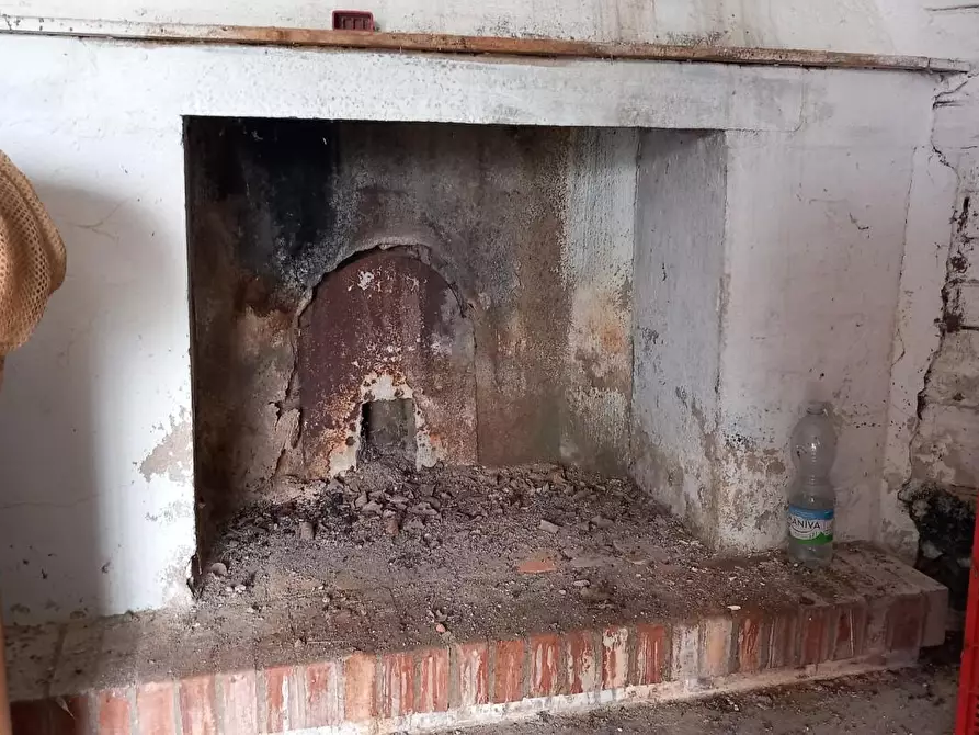 Immagine 14 di Porzione di casa in vendita  a Santa Maria A Monte