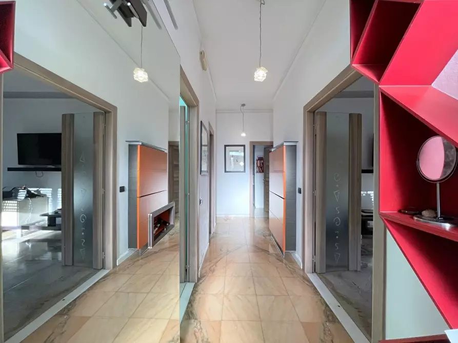 Immagine 3 di Casa indipendente in vendita  a Camaiore