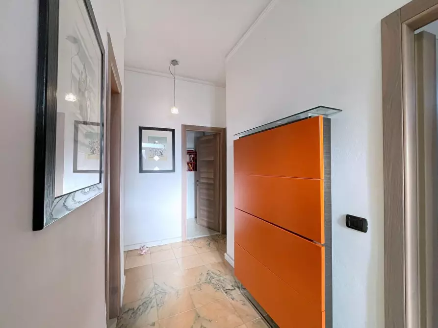 Immagine 17 di Casa indipendente in vendita  a Camaiore