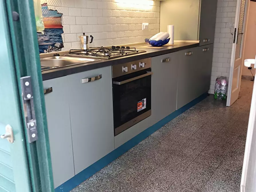 Immagine 15 di Appartamento in vendita  a Massa