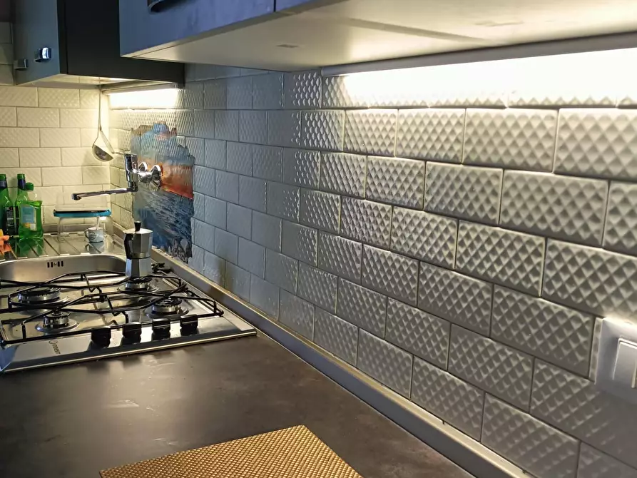 Immagine 16 di Appartamento in vendita  a Massa