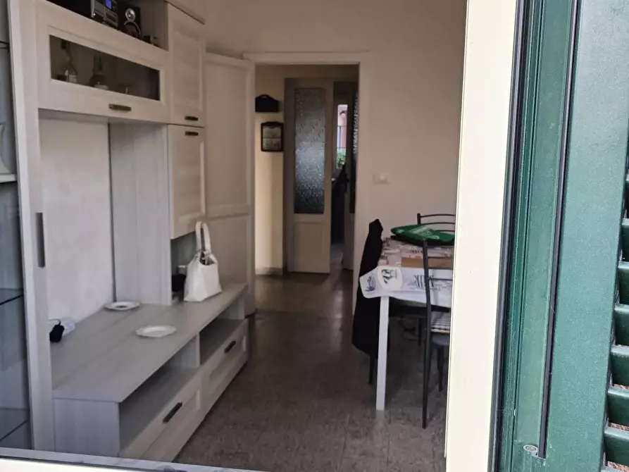 Immagine 12 di Appartamento in vendita  a Massa