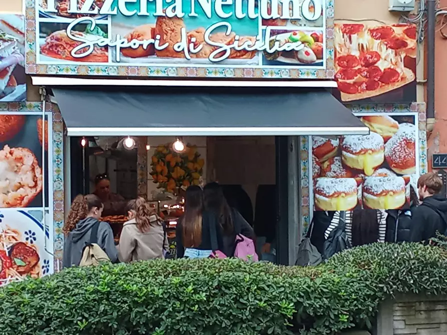 Immagine 7 di Bar / Ristorante in vendita  a Massa