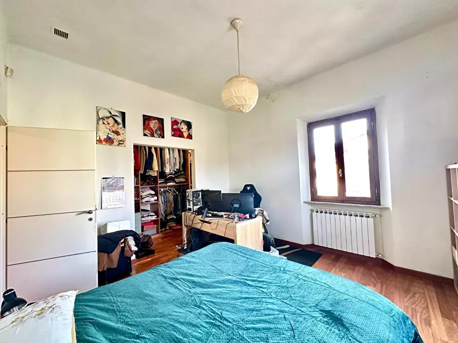 Immagine 17 di Casa indipendente in vendita  a Lucca