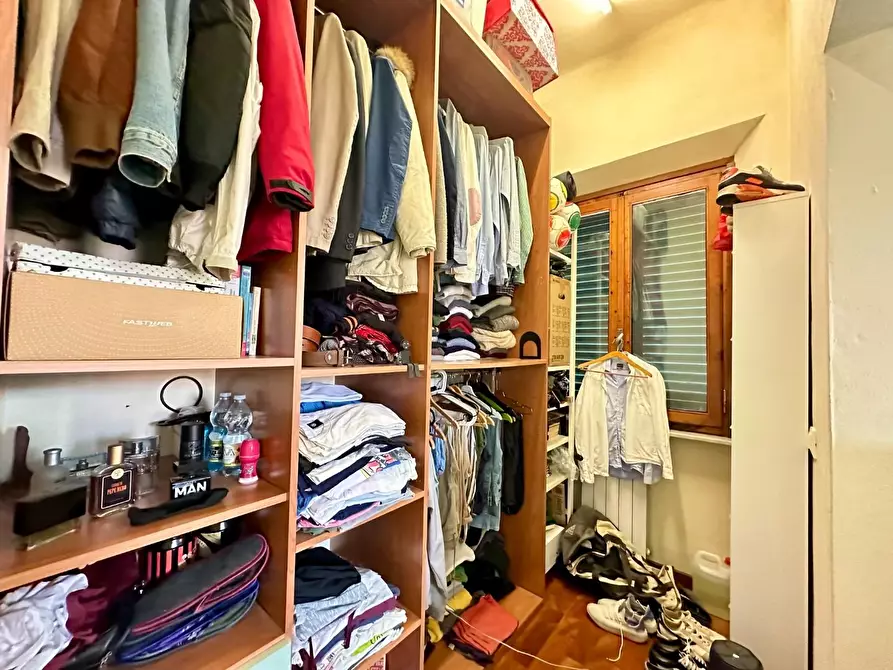 Immagine 18 di Casa indipendente in vendita  a Lucca