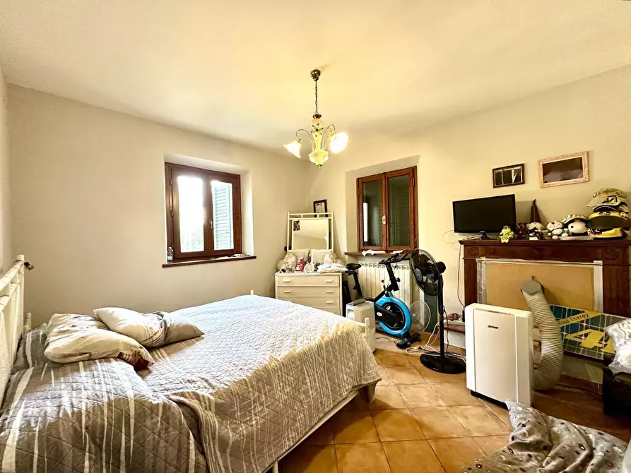 Immagine 30 di Casa indipendente in vendita  a Lucca