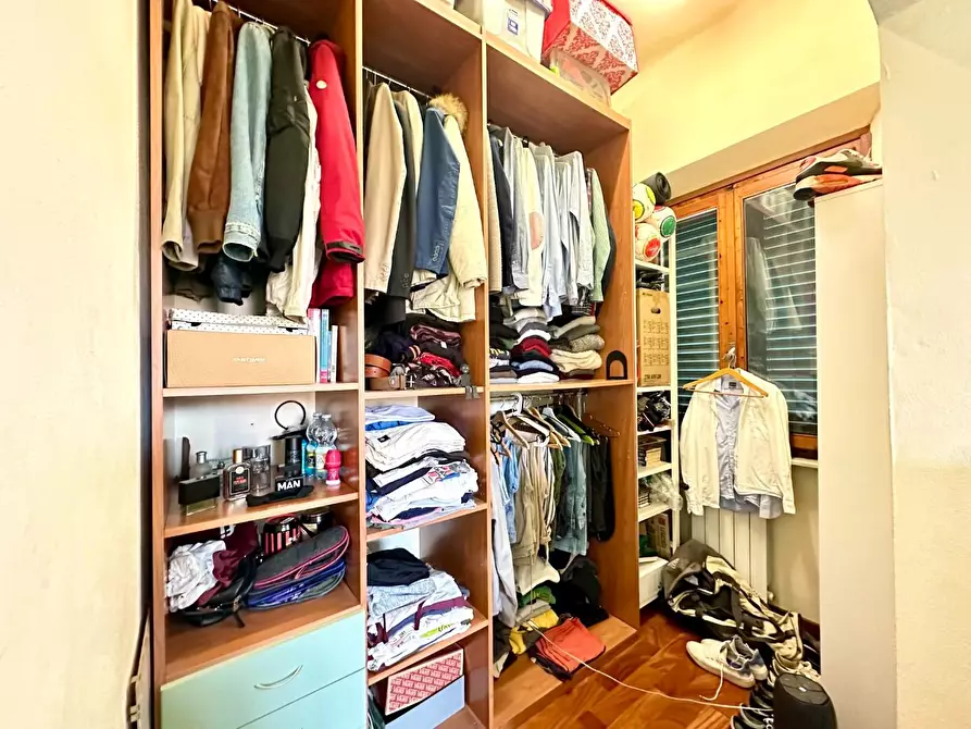 Immagine 57 di Casa indipendente in vendita  a Lucca