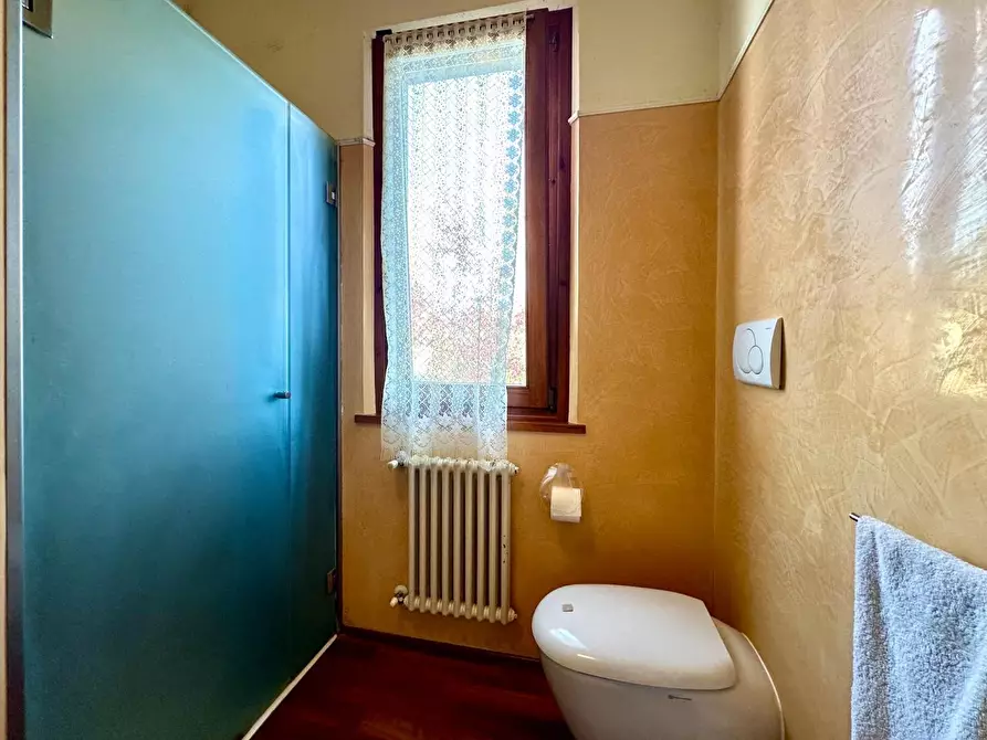 Immagine 20 di Casa indipendente in vendita  a Lucca