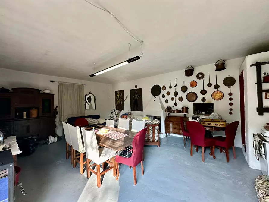 Immagine 64 di Casa indipendente in vendita  a Lucca