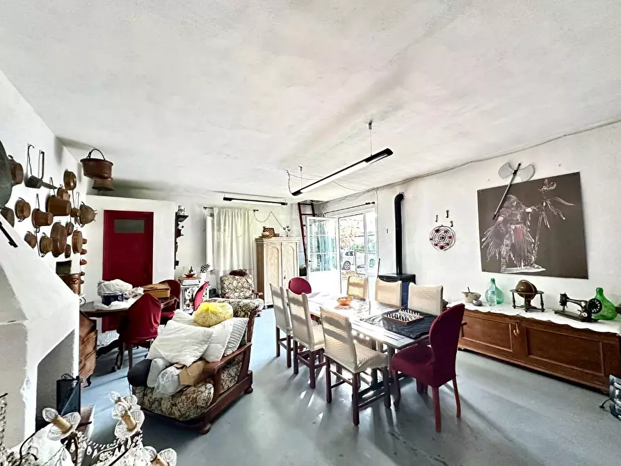 Immagine 65 di Casa indipendente in vendita  a Lucca