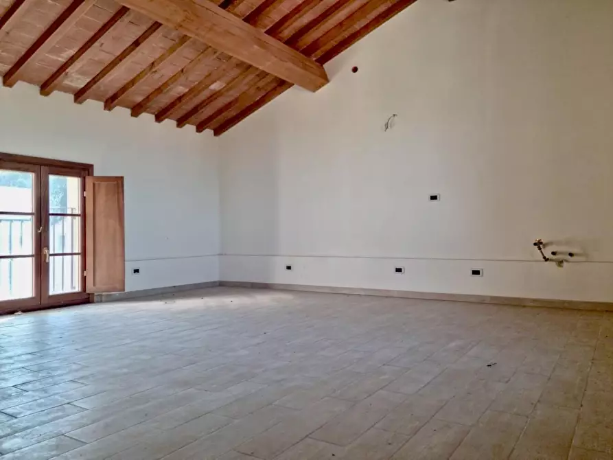 Immagine 11 di Appartamento in vendita  a San Giuliano Terme