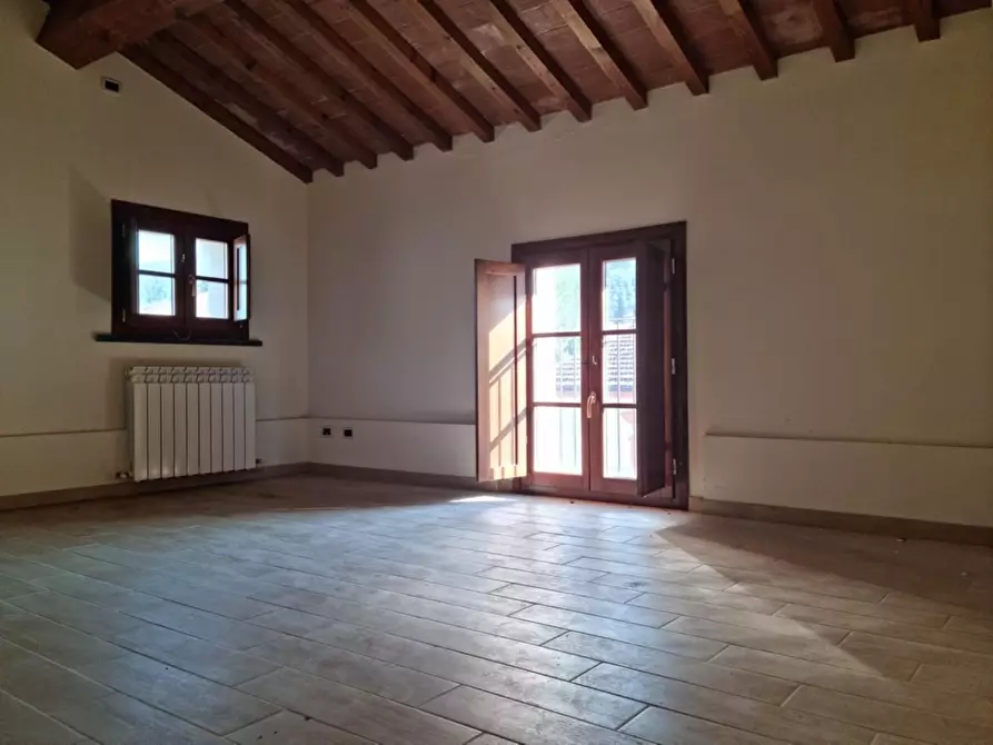 Immagine 13 di Appartamento in vendita  a San Giuliano Terme