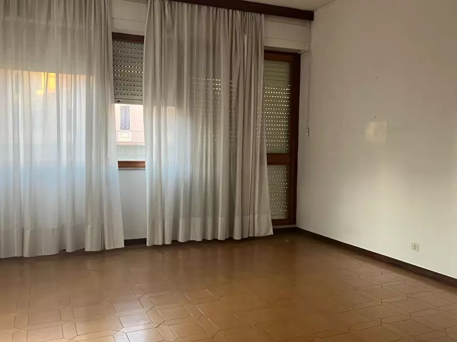 Immagine 5 di Appartamento in vendita  a Carrara