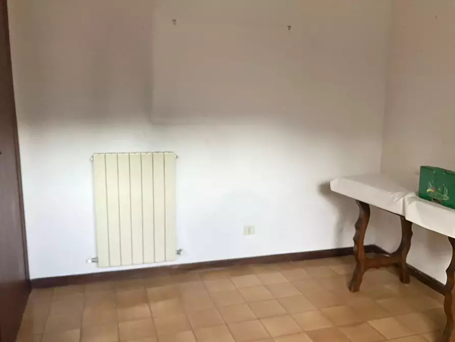 Immagine 27 di Appartamento in vendita  a Carrara