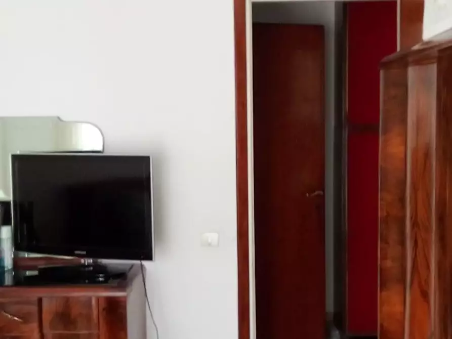 Immagine 16 di Appartamento in vendita  a Carrara