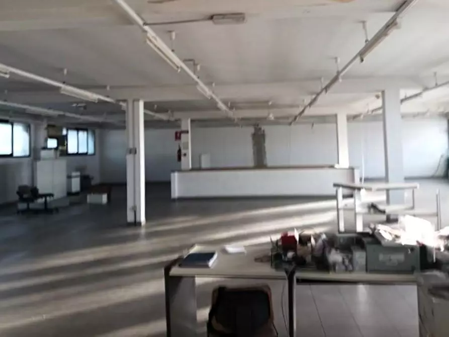 Immagine 9 di Capannone industriale in vendita  a Pontedera