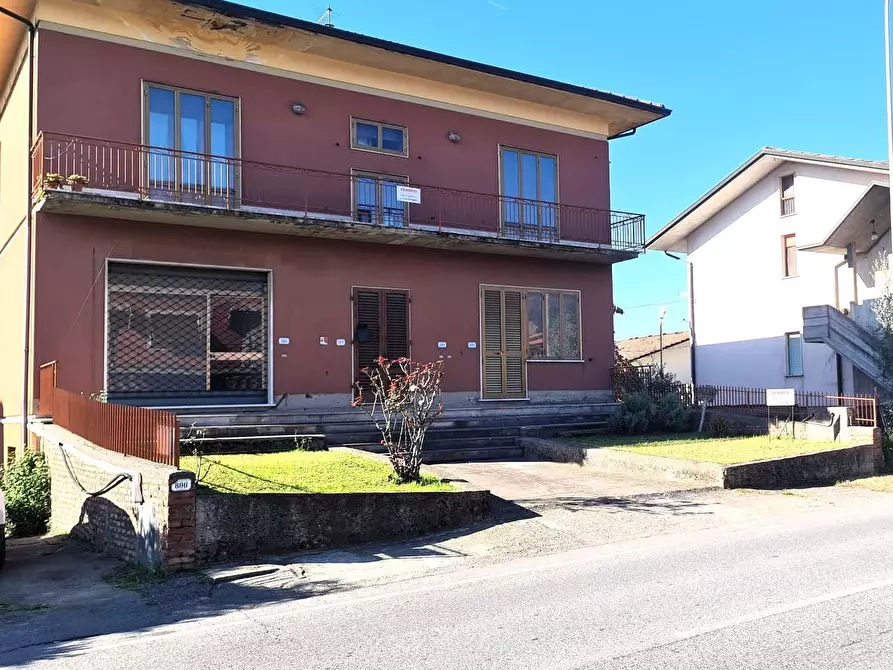 Immagine 1 di Casa indipendente in vendita  a Monsummano Terme