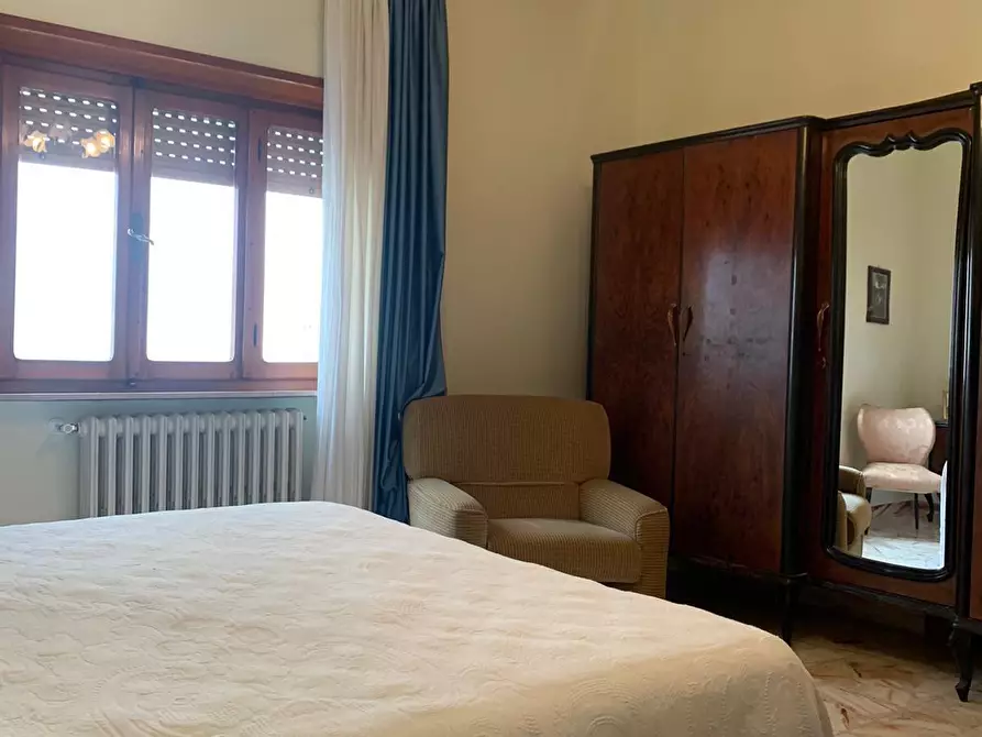 Immagine 22 di Appartamento in vendita  a Semproniano