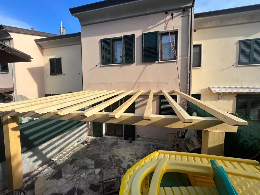 Immagine 22 di Villetta a schiera in vendita  a Podenzana