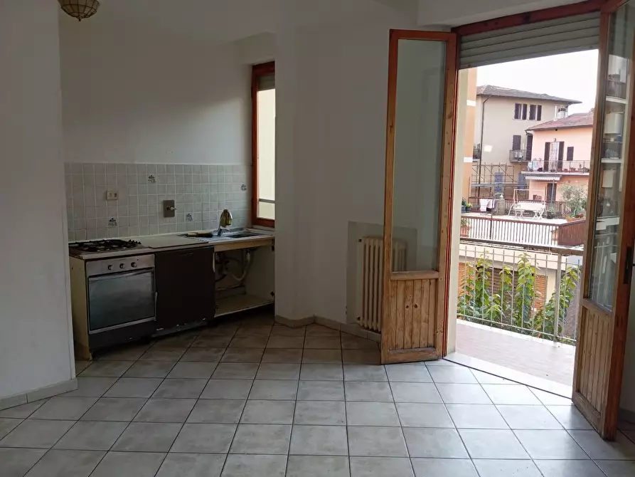 Immagine 4 di Appartamento in vendita  a Poggibonsi