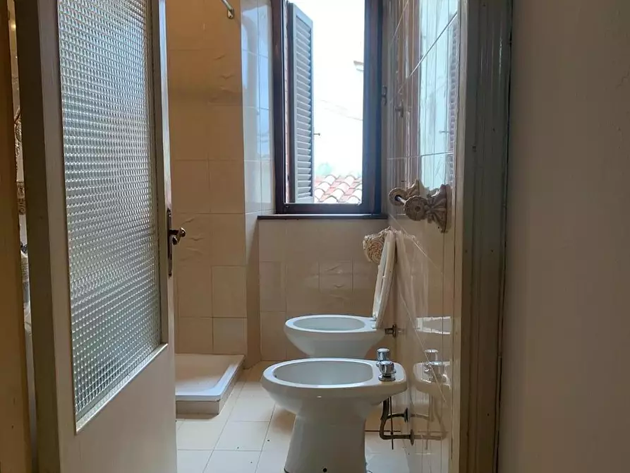 Immagine 21 di Appartamento in vendita  a Semproniano