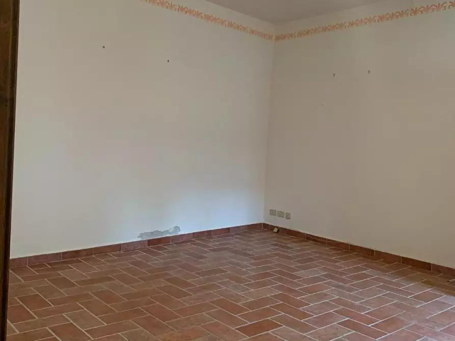 Immagine 5 di Appartamento in vendita  a Semproniano