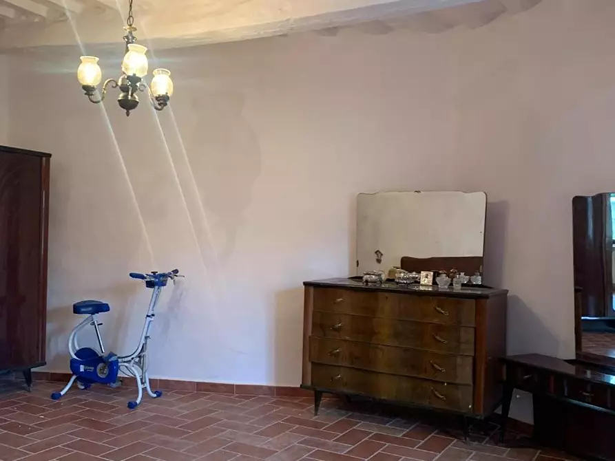 Immagine 7 di Appartamento in vendita  a Semproniano