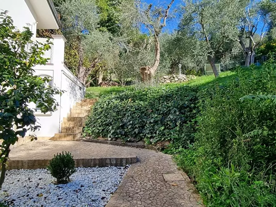 Immagine 36 di Villa in vendita  a San Giuliano Terme