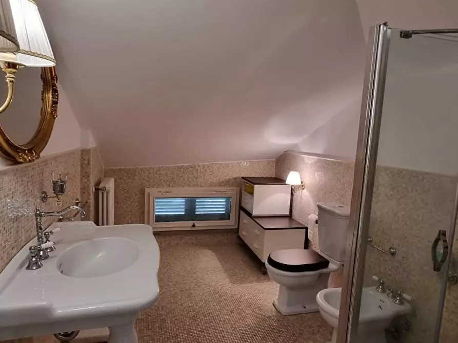 Immagine 31 di Villa in vendita  a San Giuliano Terme