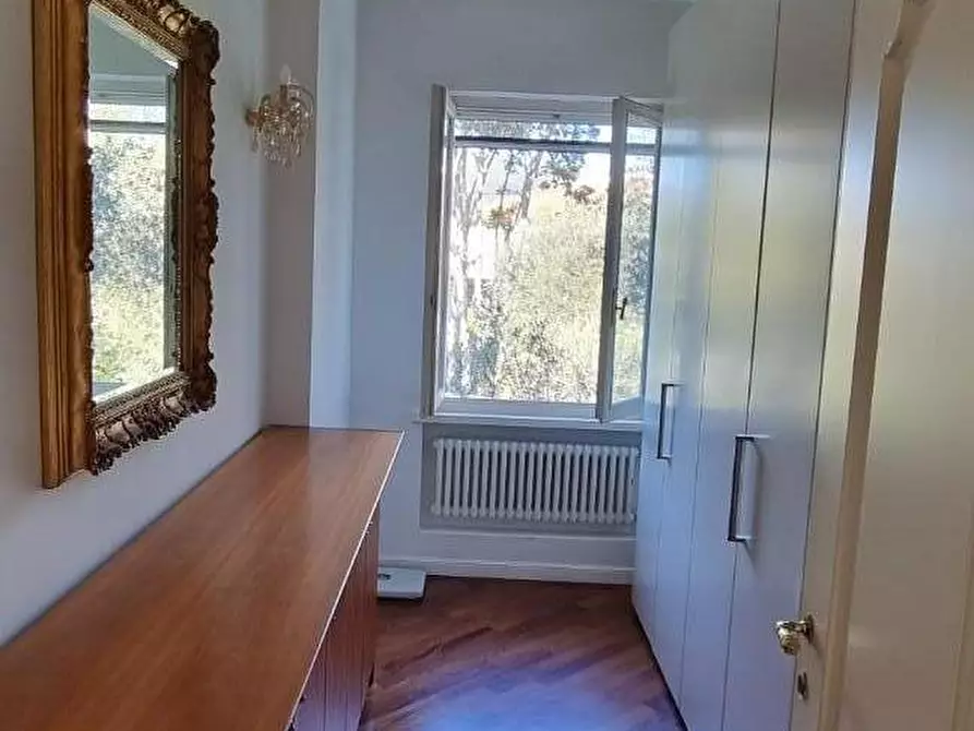 Immagine 28 di Villa in vendita  a San Giuliano Terme