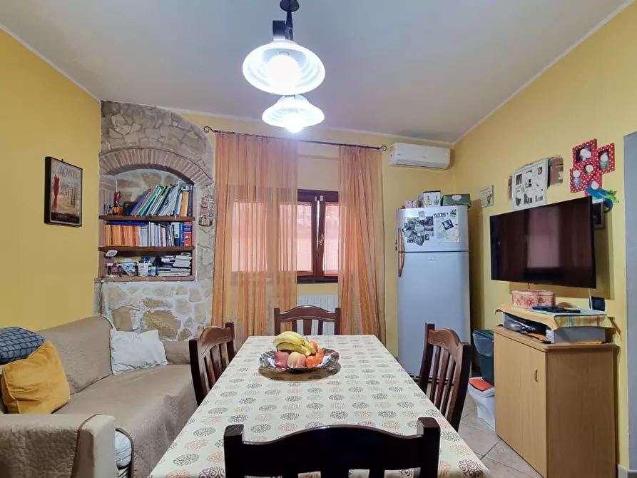 Immagine 12 di Appartamento in vendita  a Collesalvetti