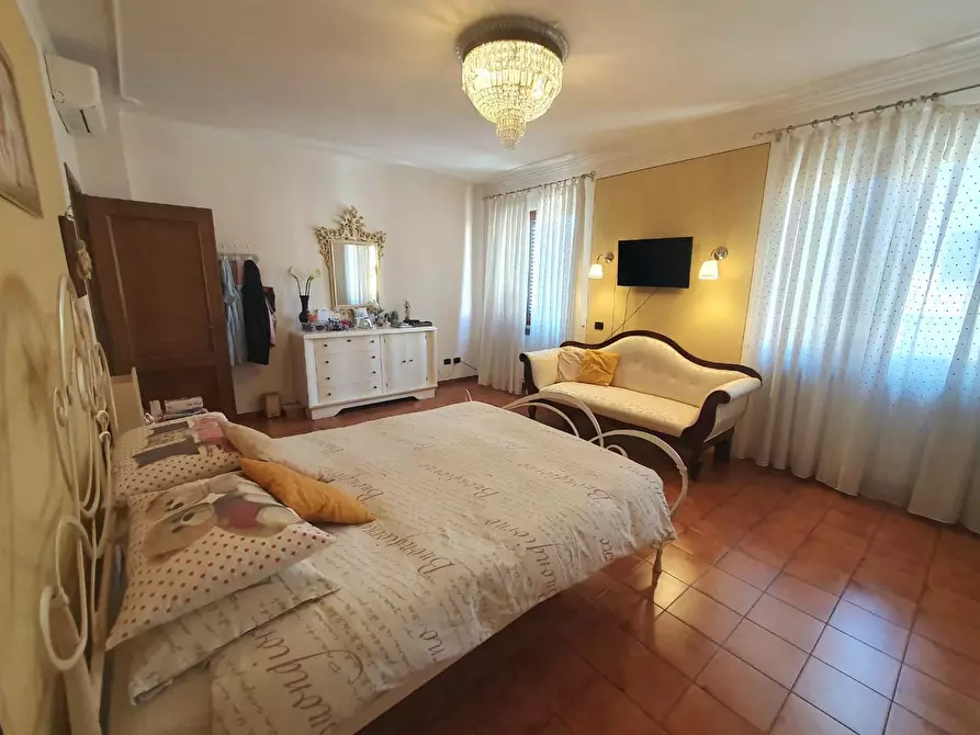 Immagine 53 di Casa semindipendente in vendita  a Capannori