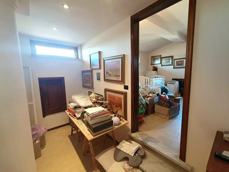 Immagine 73 di Casa semindipendente in vendita  a Capannori