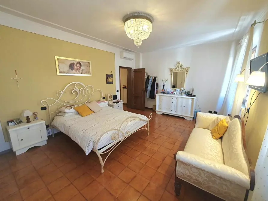 Immagine 49 di Casa semindipendente in vendita  a Capannori