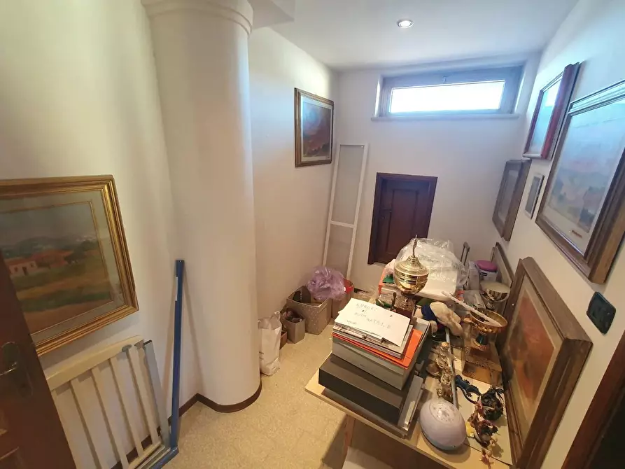 Immagine 74 di Casa semindipendente in vendita  a Capannori