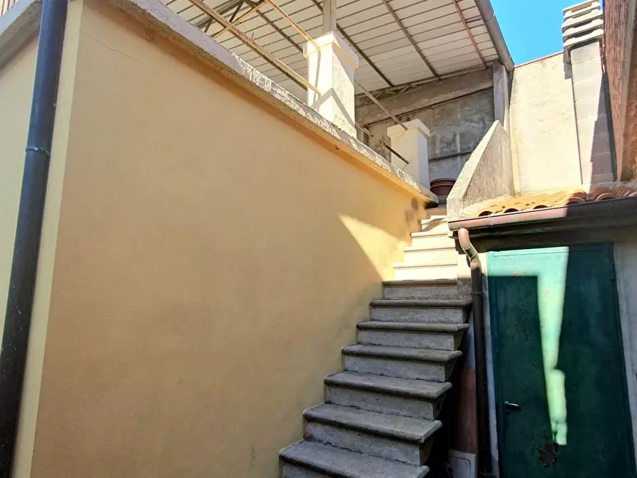 Immagine 90 di Casa semindipendente in vendita  a Capannori