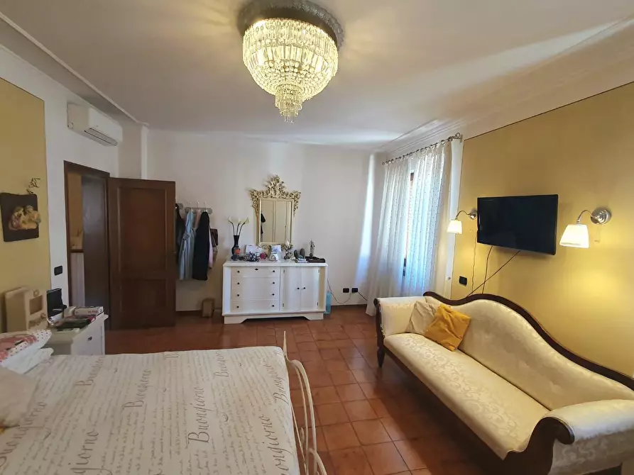 Immagine 52 di Casa semindipendente in vendita  a Capannori