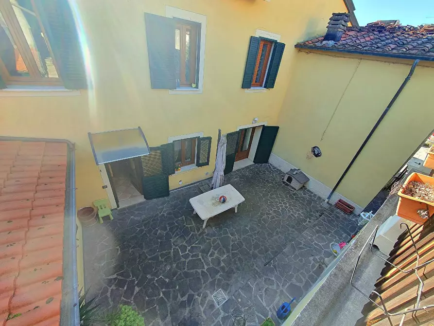 Immagine 98 di Casa semindipendente in vendita  a Capannori