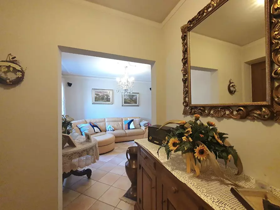 Immagine 6 di Casa semindipendente in vendita  a Capannori