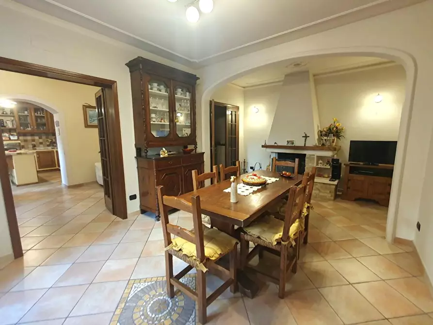 Immagine 2 di Casa semindipendente in vendita  a Capannori