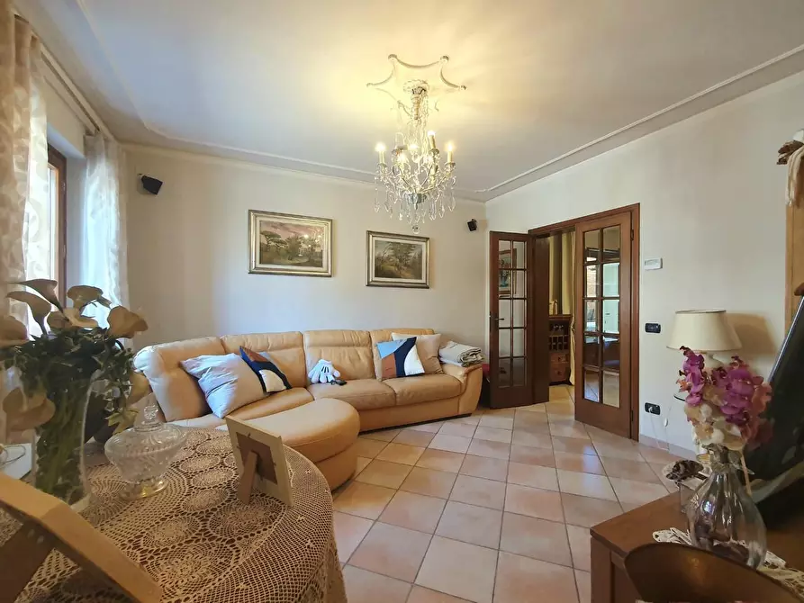 Immagine 3 di Casa semindipendente in vendita  a Capannori