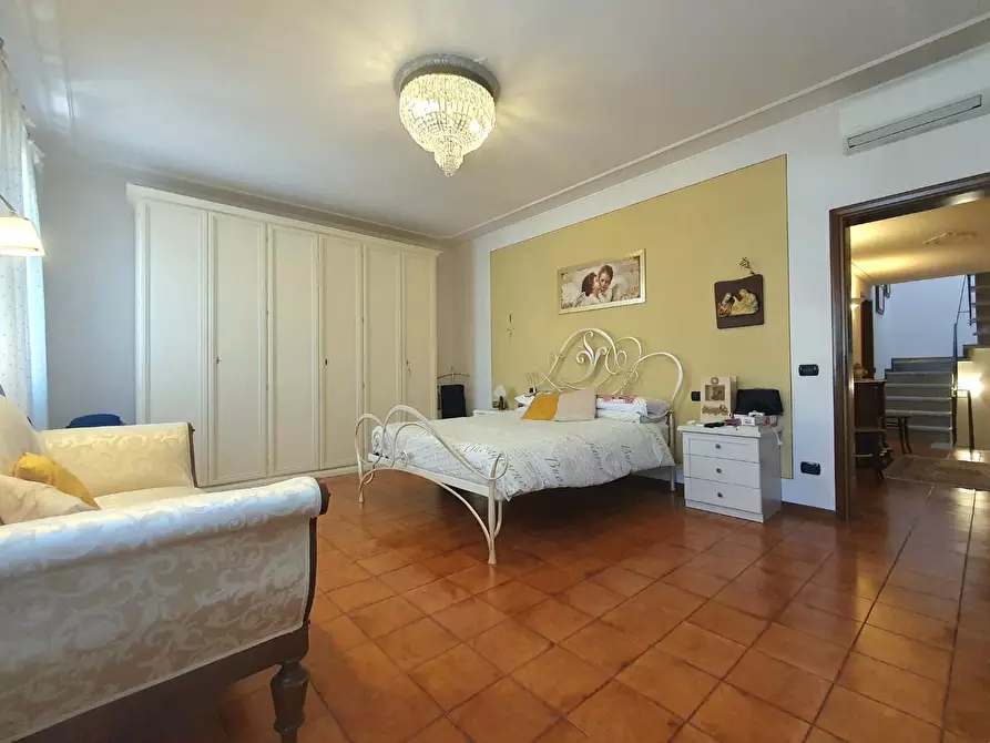 Immagine 50 di Casa semindipendente in vendita  a Capannori