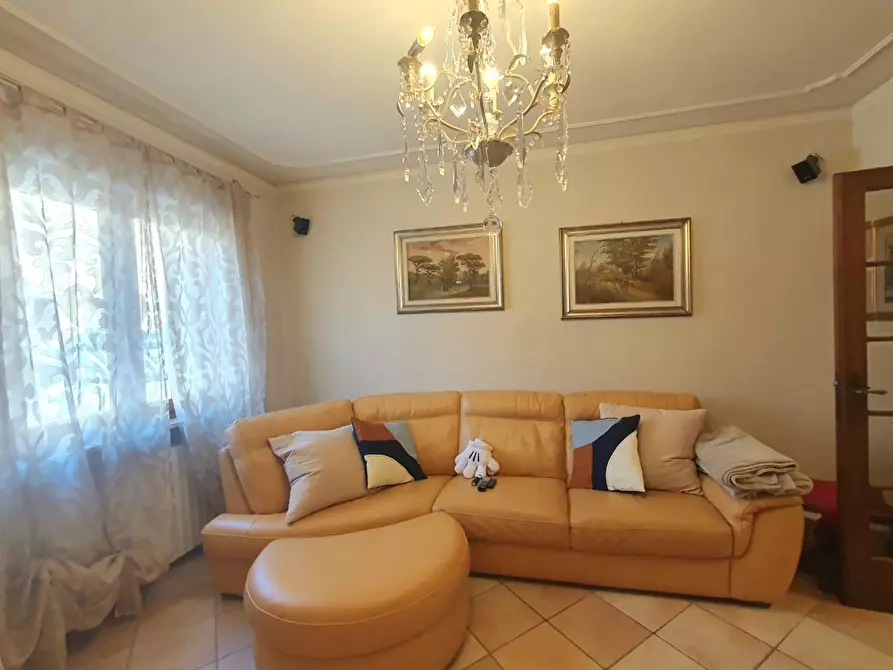 Immagine 12 di Casa semindipendente in vendita  a Capannori