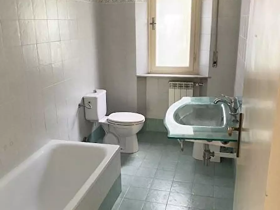 Immagine 16 di Villa in vendita  a Pisa