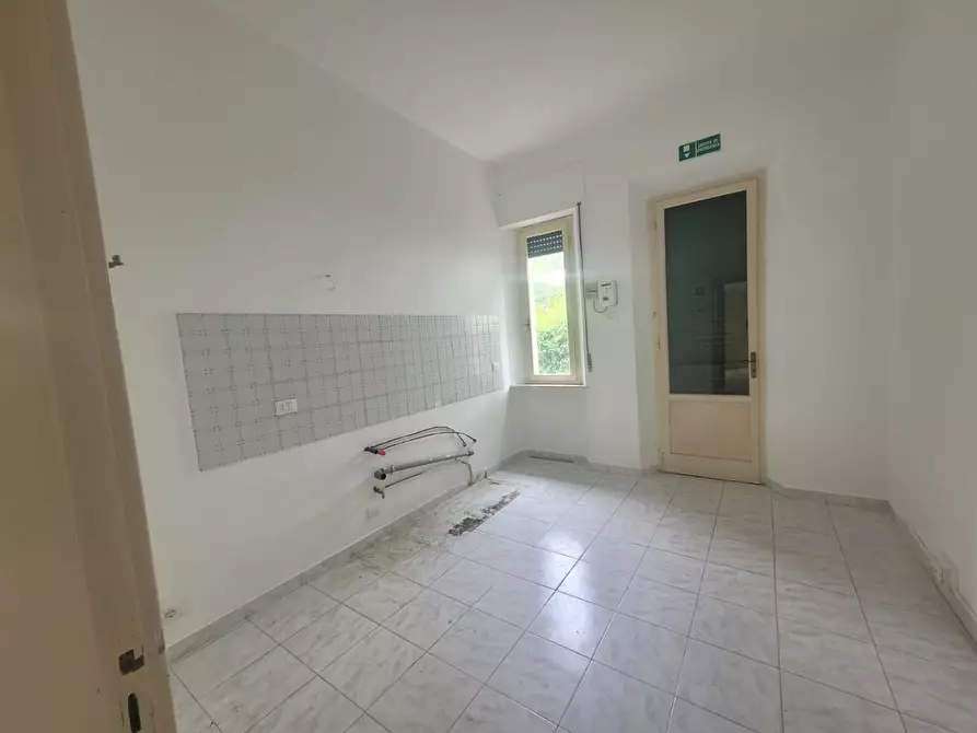 Immagine 5 di Villa in vendita  a Pisa