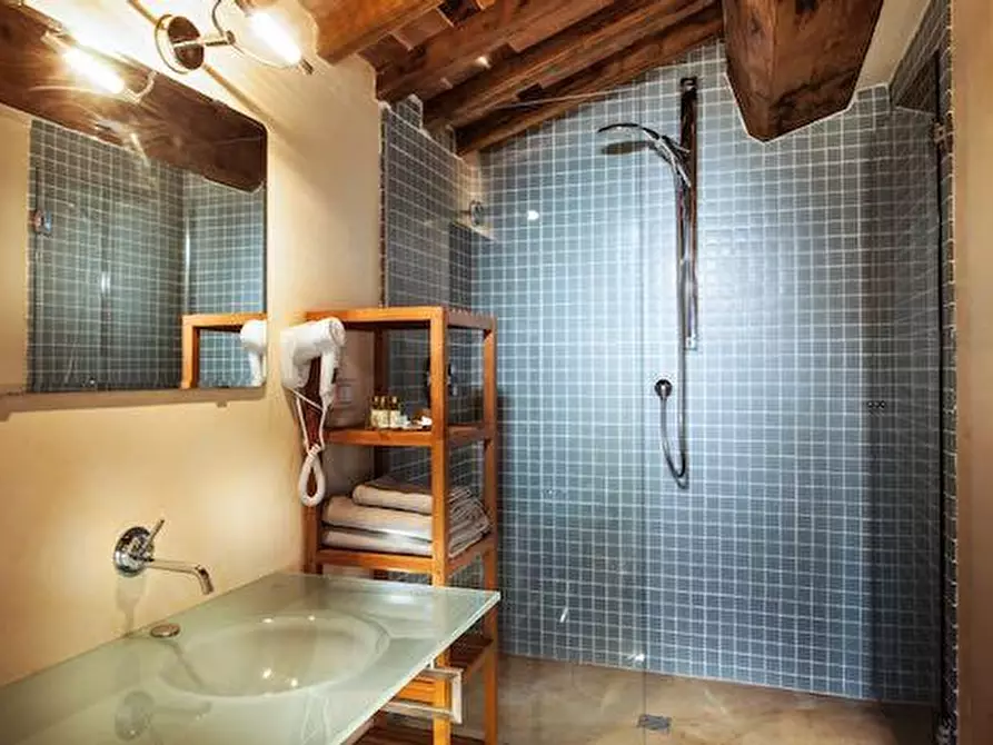 Immagine 17 di Terratetto in vendita  a San Giuliano Terme