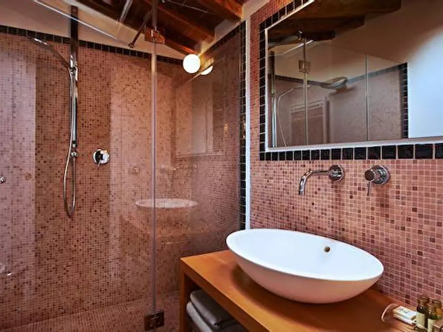 Immagine 14 di Terratetto in vendita  a San Giuliano Terme