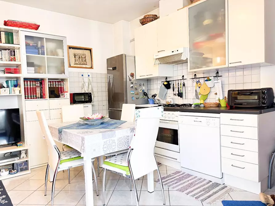 Immagine 10 di Appartamento in vendita  a Vinci